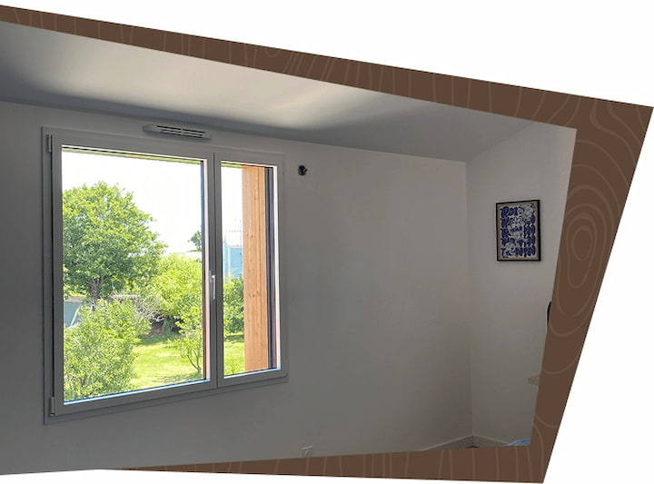yr-menuiserie-pose-fenetre-sur-mesure-amenagement-interieur-saint-gilles-croix-de-vie