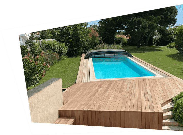 terrasse-bois-exterieur-pisicne-sint-gilles-croix-de-vie-yr-menuiserie Terrasse en bois autour d’une piscine à Saint-Gilles-Croix-de-Vie